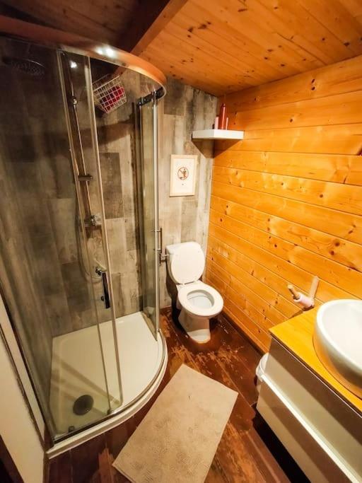 Le Chalet Sous L'Olivier Boulbon Exteriör bild